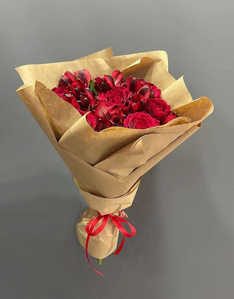 Букет цветов из: Альстромерии и Розы в Черкизово