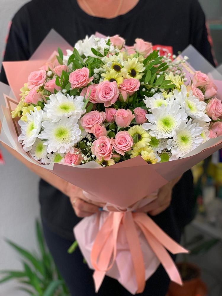 Букет цветов из: Розы и Хризантемы в Черкизово