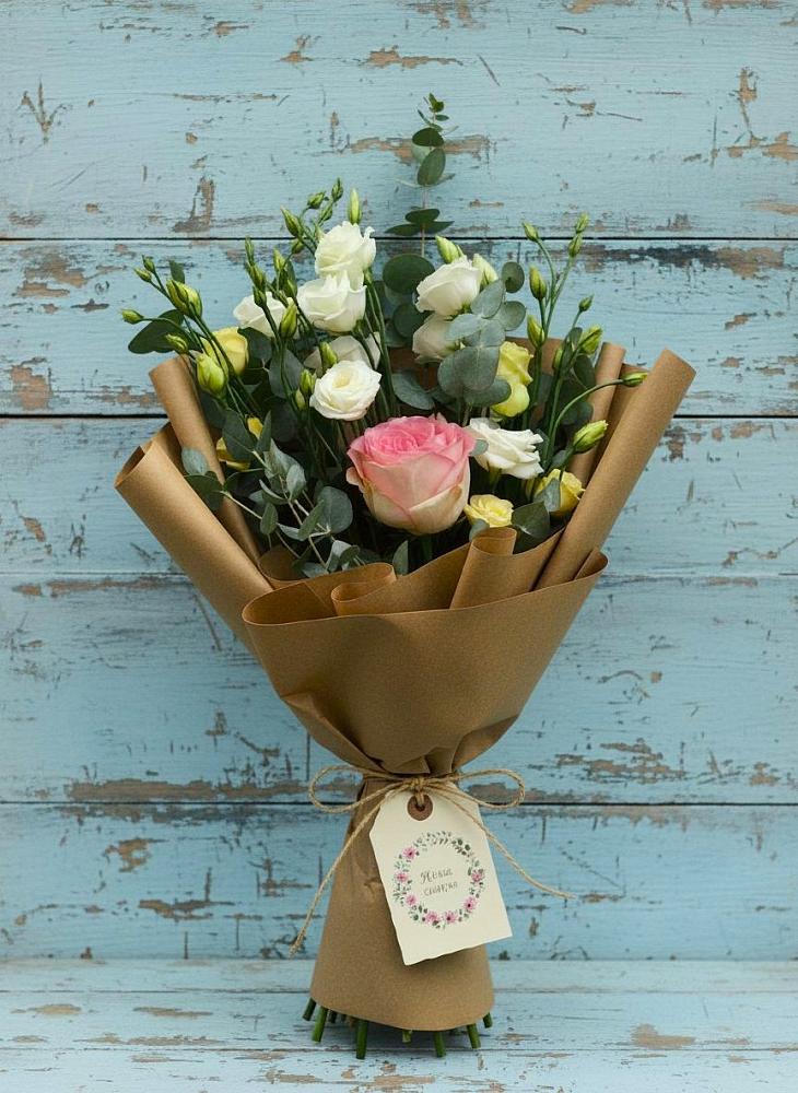 Букет цветов из: Розы и Лизиантусы в Черкизово