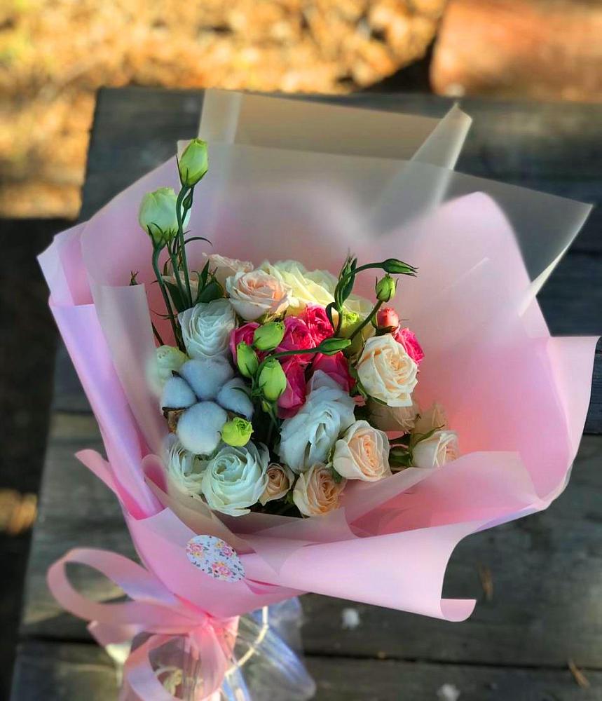 Букет цветов из: Розы и Лизиантусы в Черкизово