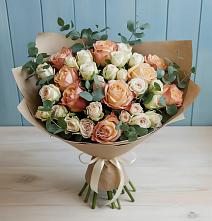 Букет цветов из:  Альстромерии и Розы в Черкизово